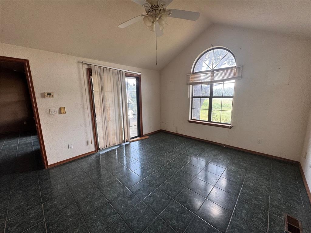 2249 Boren Boulevard Property Photo 11