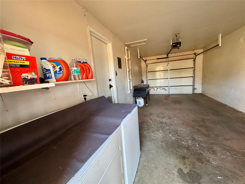 901 E Kee Street Property Photo 15