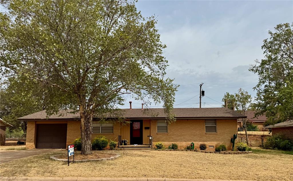 901 E Kee Street Property Photo 21