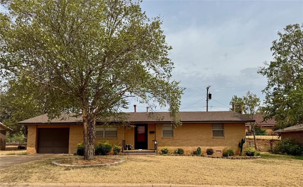 901 E Kee Street Property Photo 21
