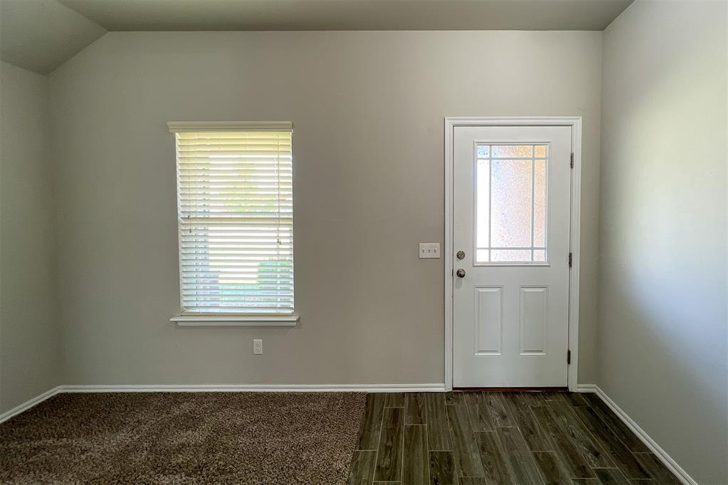 1246531 Property Photo 3