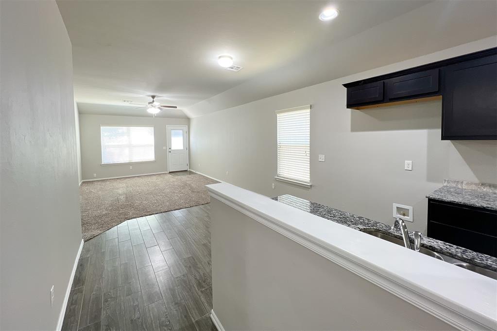 1246531 Property Photo 5