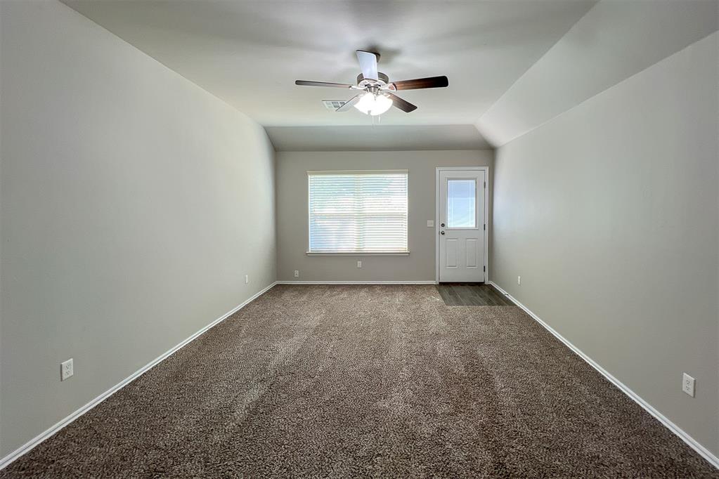 1246531 Property Photo 6
