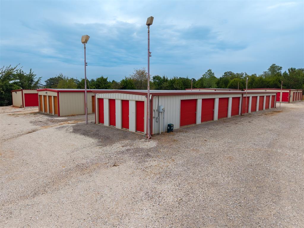 17509 Highway 102 Property Photo 6