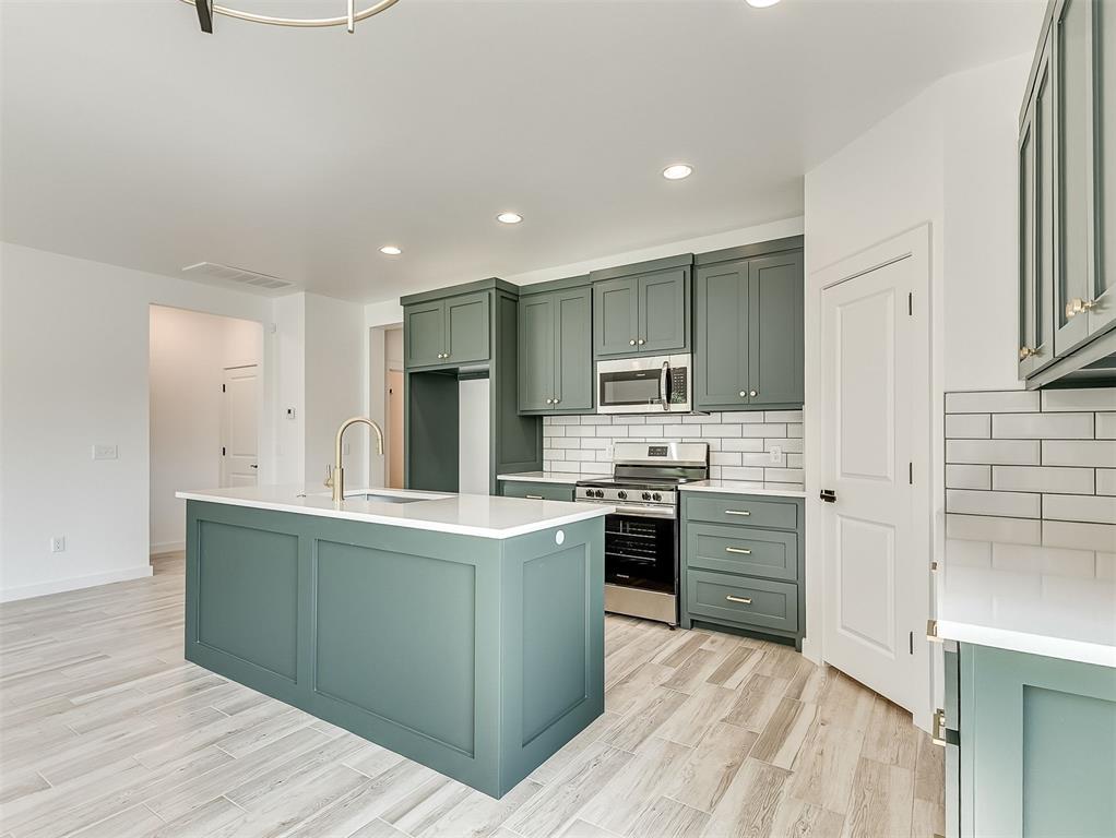 1925 E Springer Avenue Property Photo 18