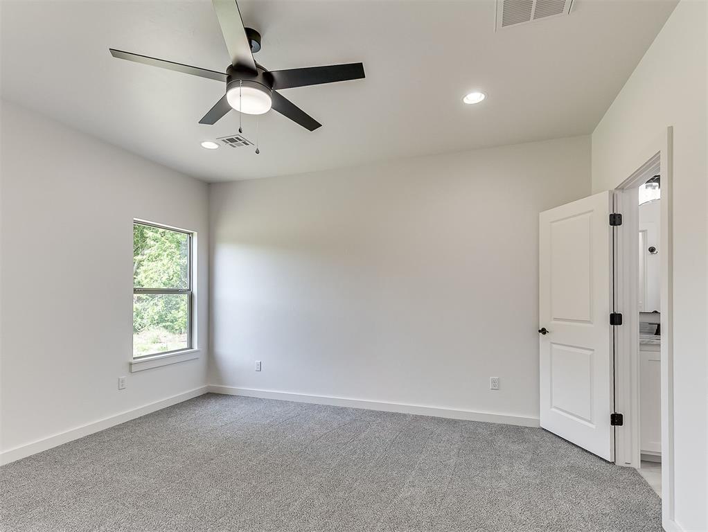 1925 E Springer Avenue Property Photo 23