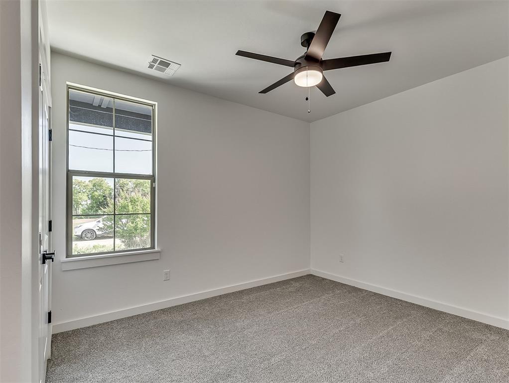 1925 E Springer Avenue Property Photo 30