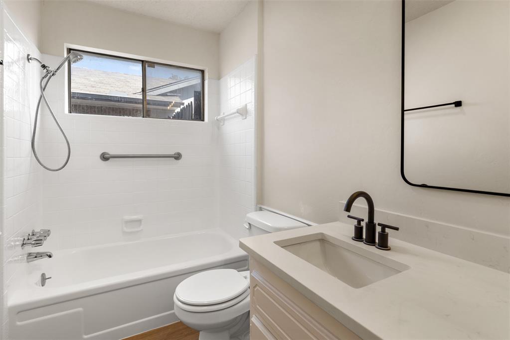 1104 Juno Circle Property Photo 19