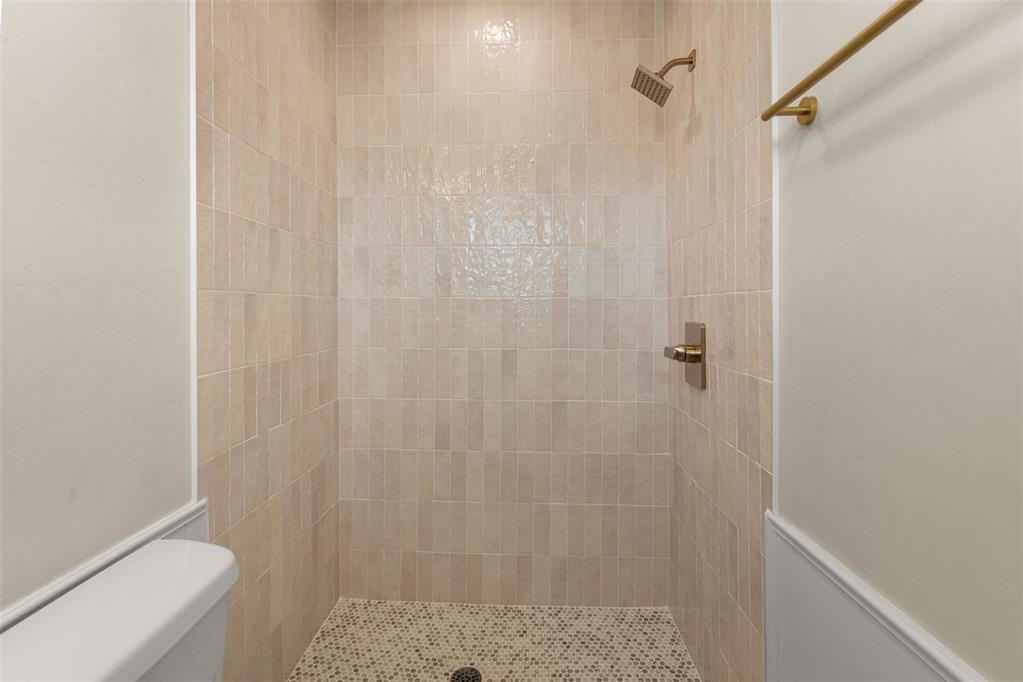 1104 Juno Circle Property Photo 23
