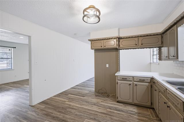 130 W Gist Avenue Property Photo 21