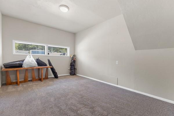 2000 Sheffield Road Property Photo 15