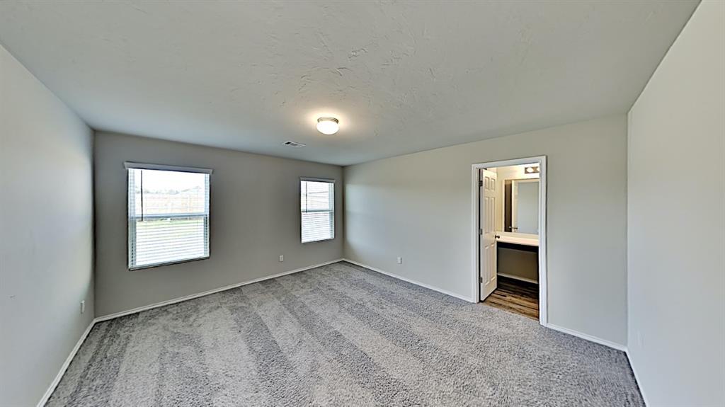 309 Blue Drive Property Photo 9