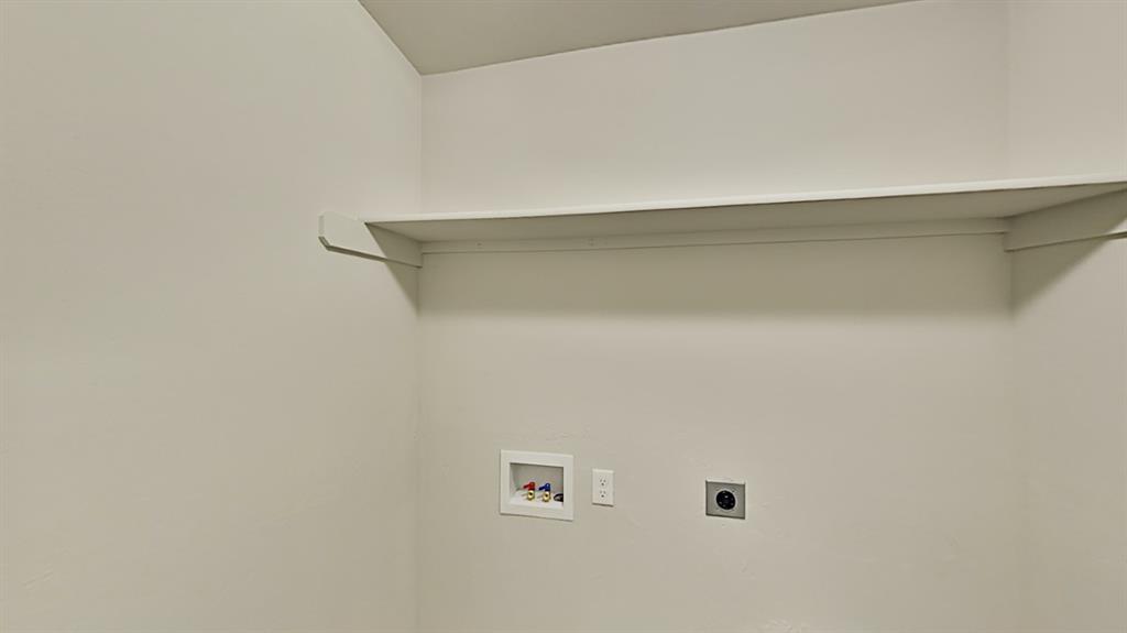 309 Blue Drive Property Photo 16