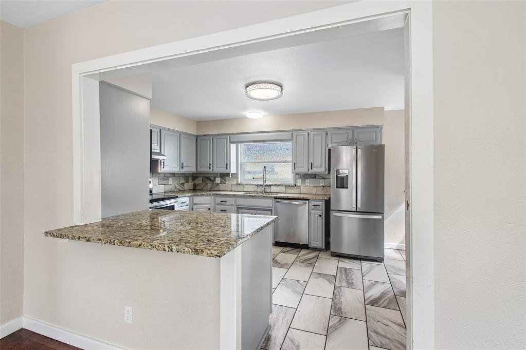 537 S Miles Avenue Property Photo 10