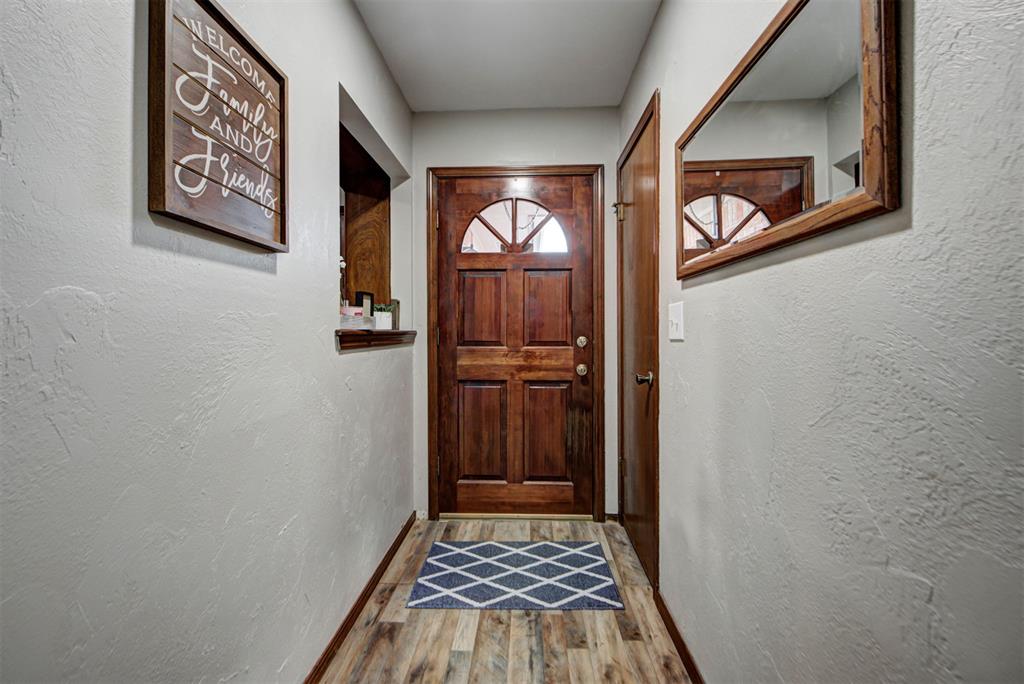201 Holbrook Drive Property Photo 8