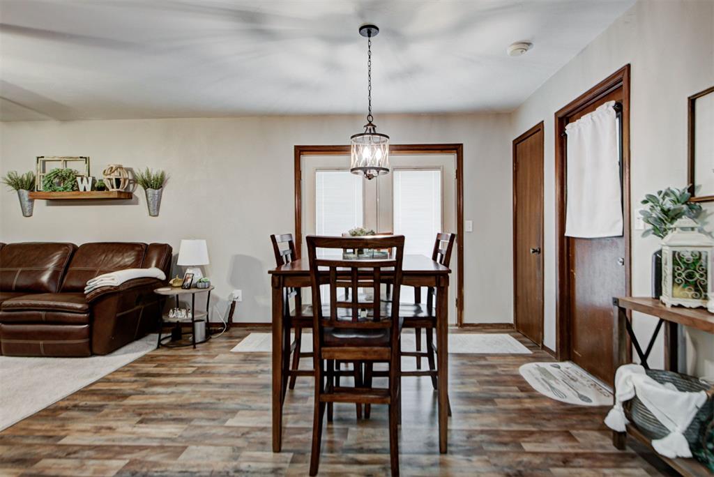 201 Holbrook Drive Property Photo 17