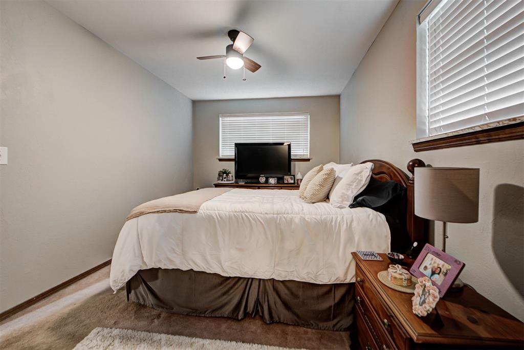201 Holbrook Drive Property Photo 29