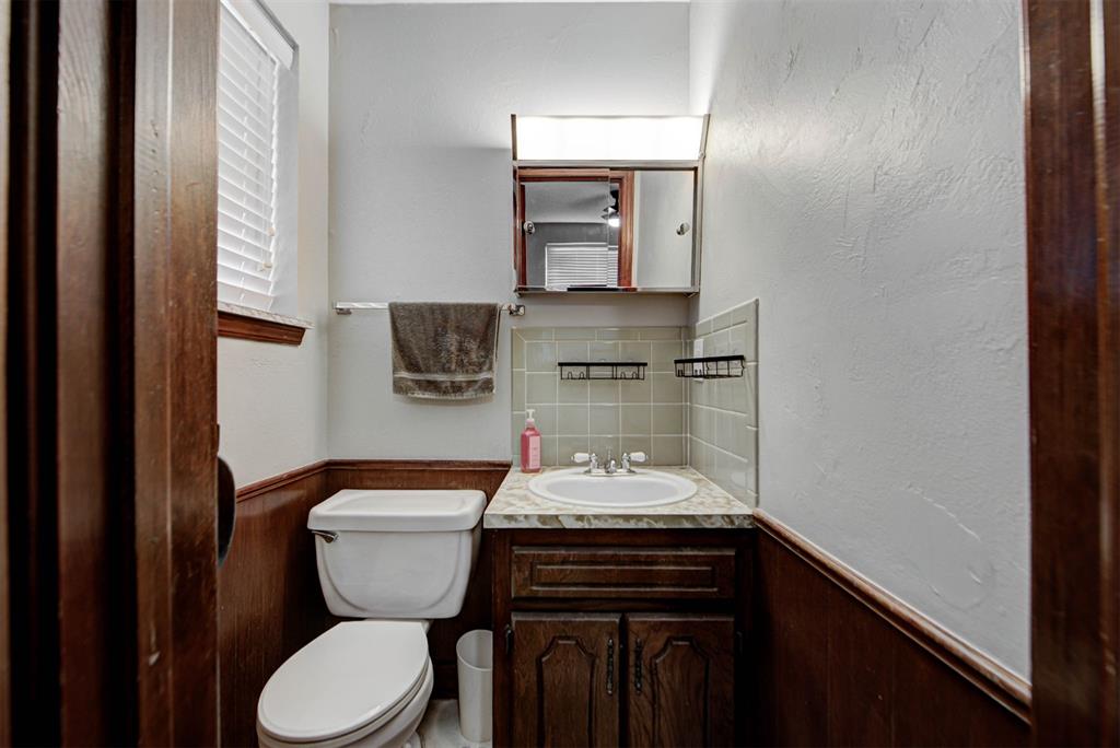 201 Holbrook Drive Property Photo 31