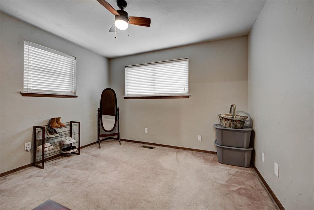 201 Holbrook Drive Property Photo 33
