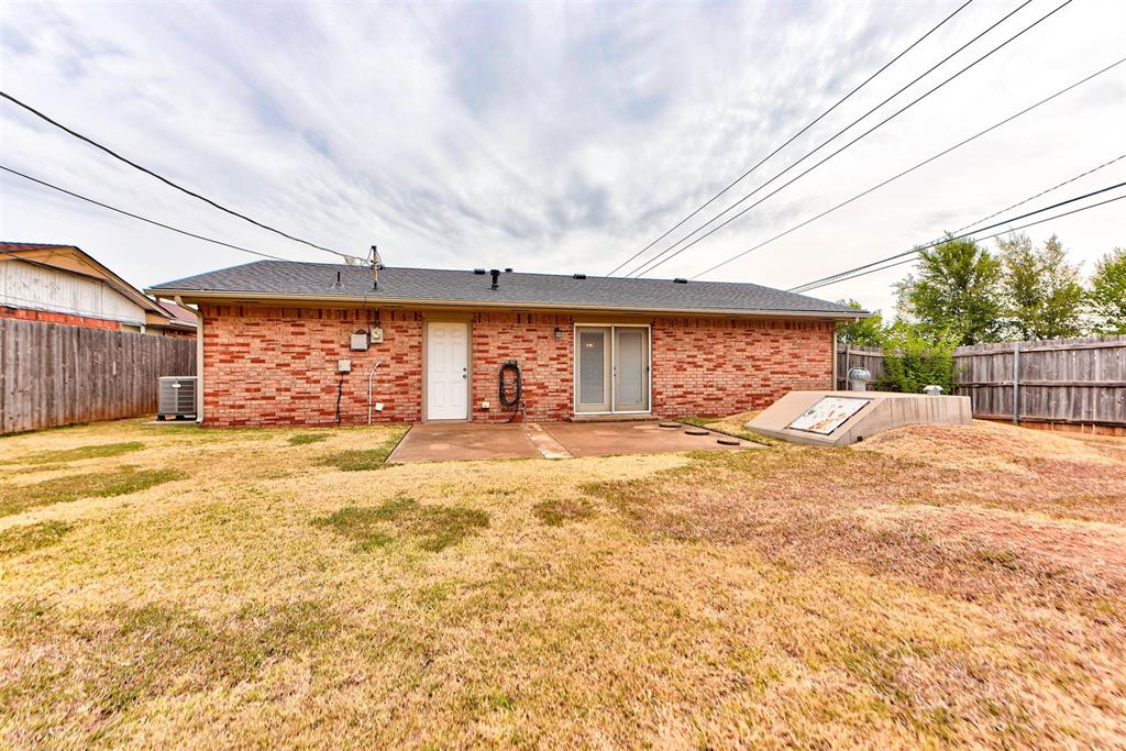 201 Holbrook Drive Property Photo 43