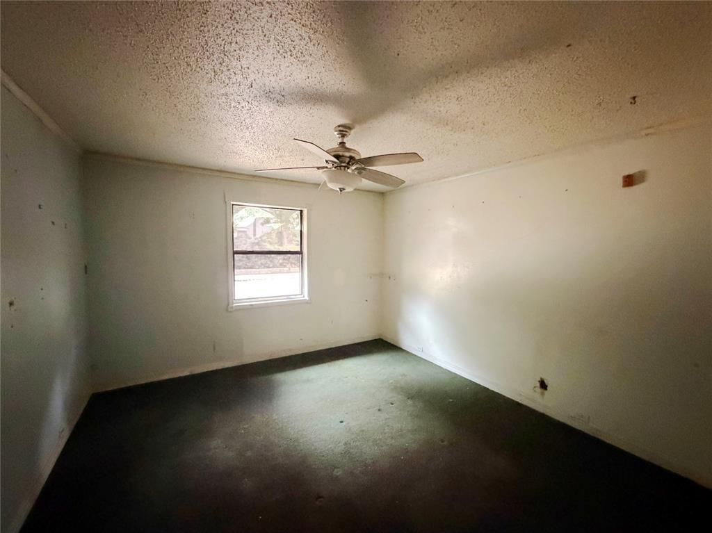 400 E Wade Street Property Photo 10