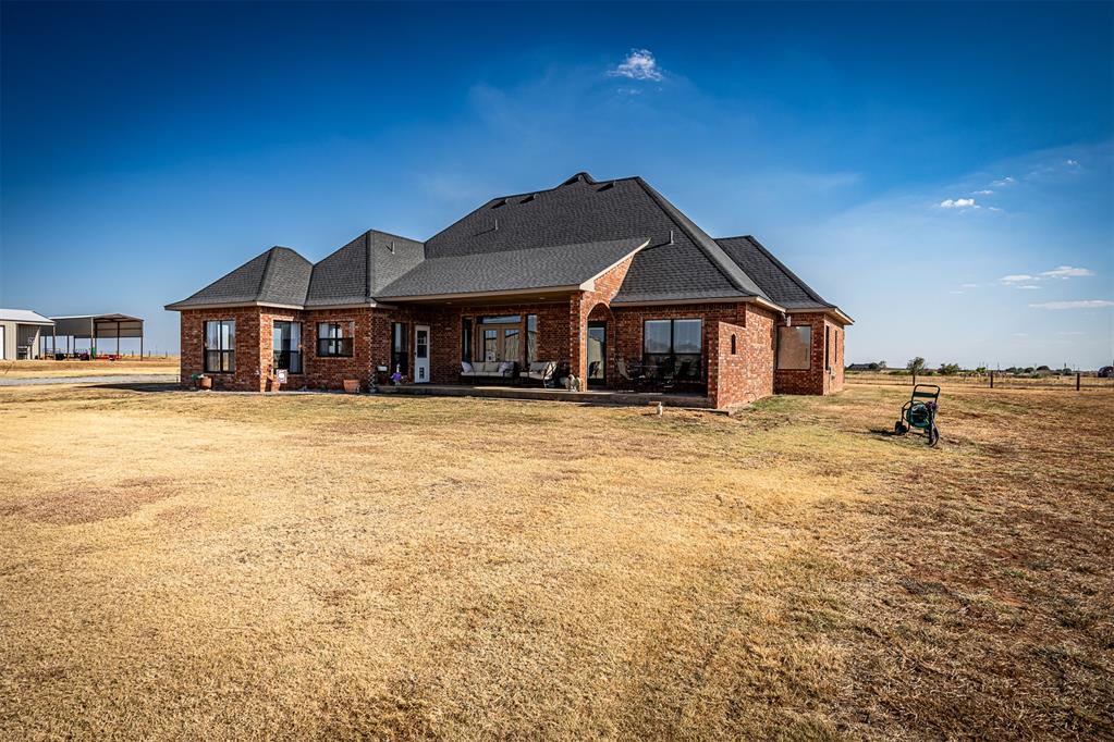 203 Soleil Drive Property Photo 4
