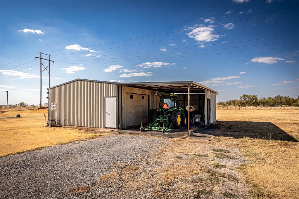 203 Soleil Drive Property Photo 8