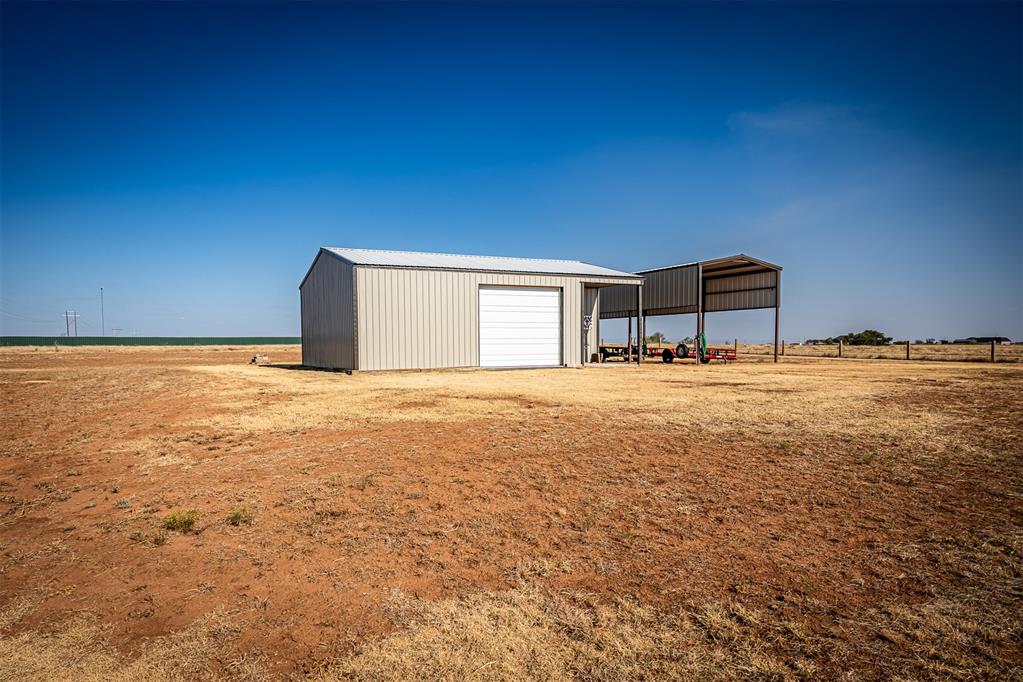 203 Soleil Drive Property Photo 10