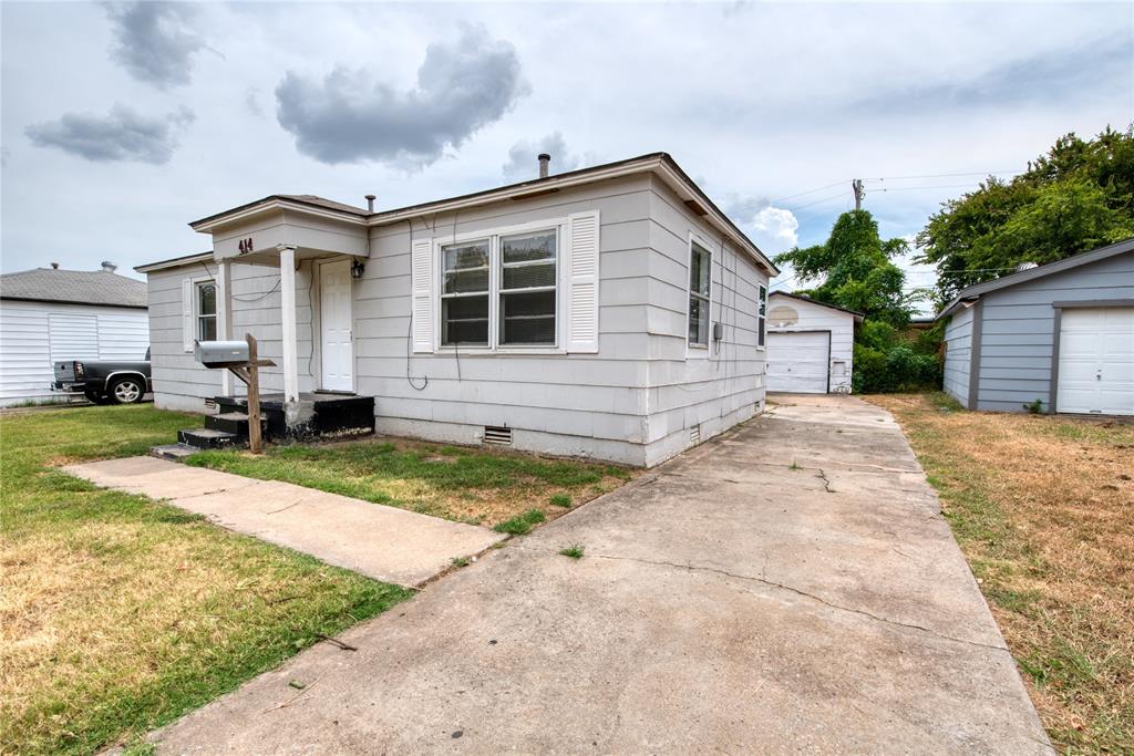 414 Reed Place