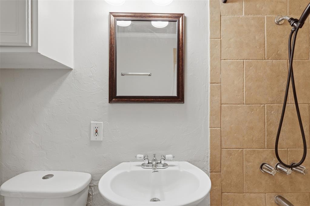 3028 Nw 46th Street Property Photo 19