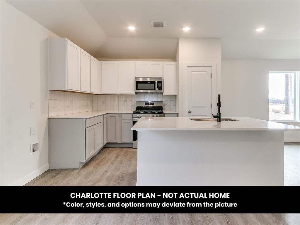 9100 Sweetwater Boulevard Property Photo 11