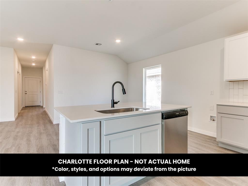 9100 Sweetwater Boulevard Property Photo 14