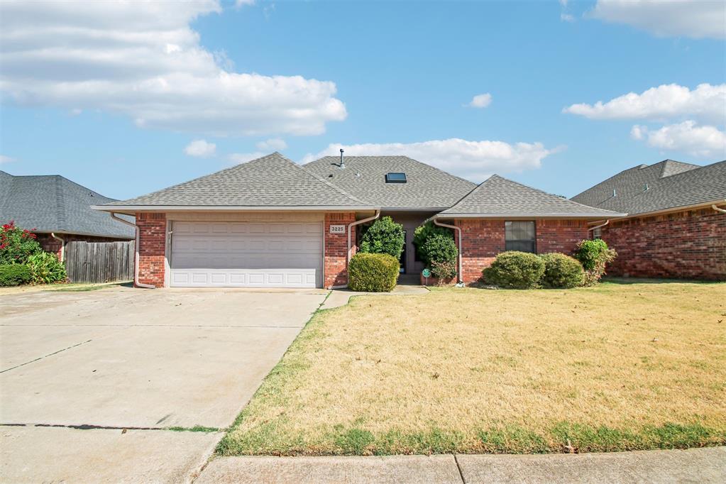 3225 Sw 99th Street Property Photo 4