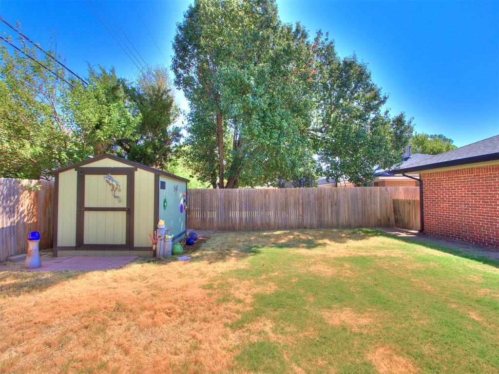 4137 Nw 59th Street Property Photo 35