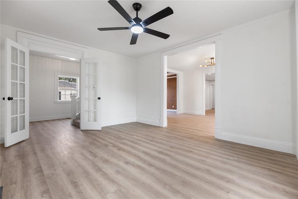 627 N Park Avenue Property Photo 9