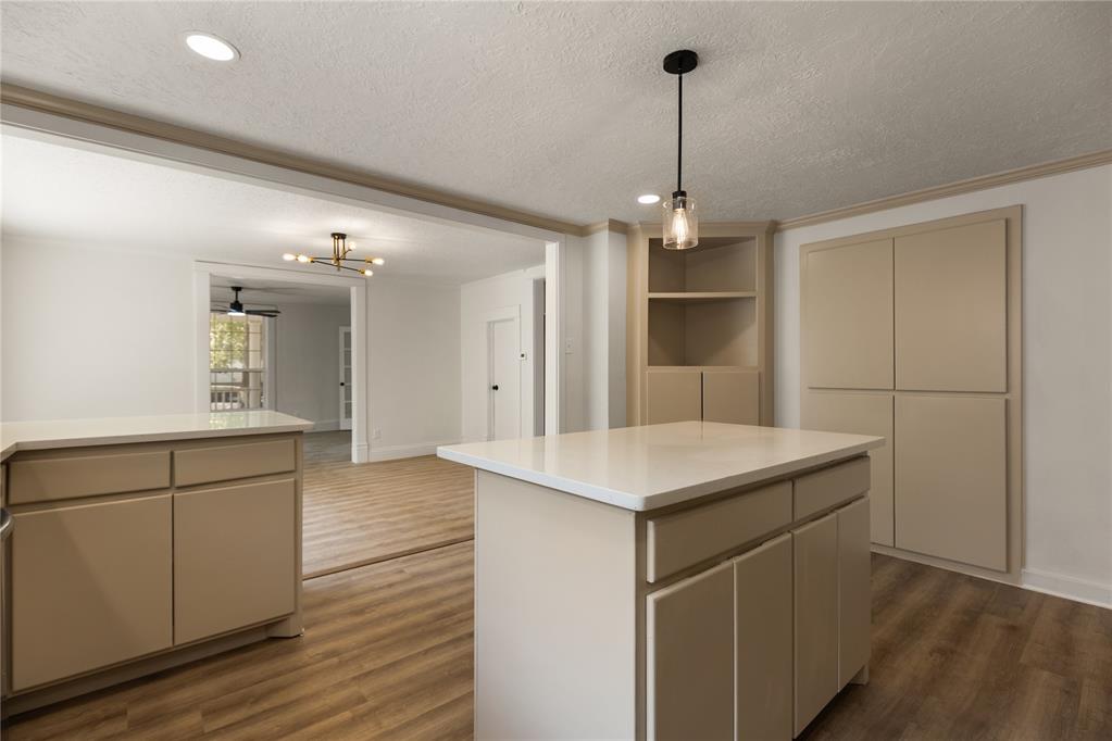 627 N Park Avenue Property Photo 15