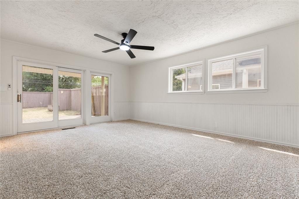 627 N Park Avenue Property Photo 19