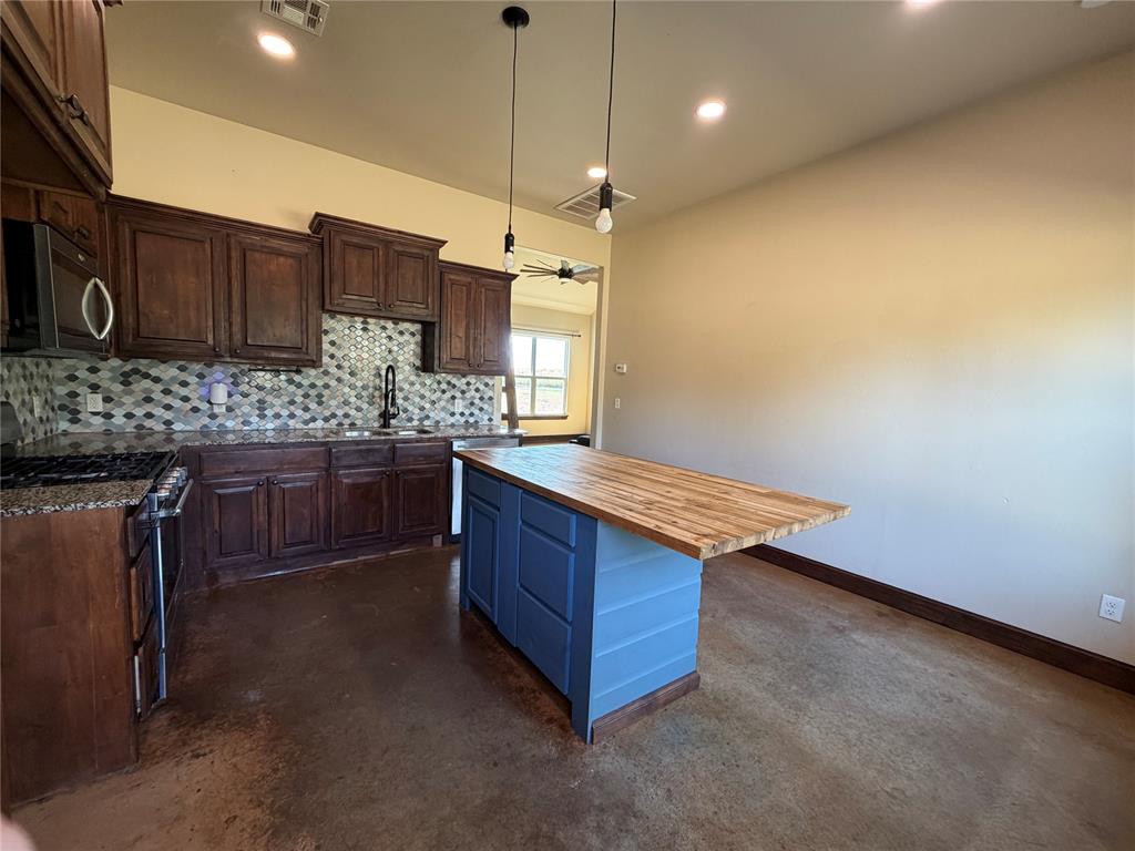 16025 County Street 2730 Property Photo 34