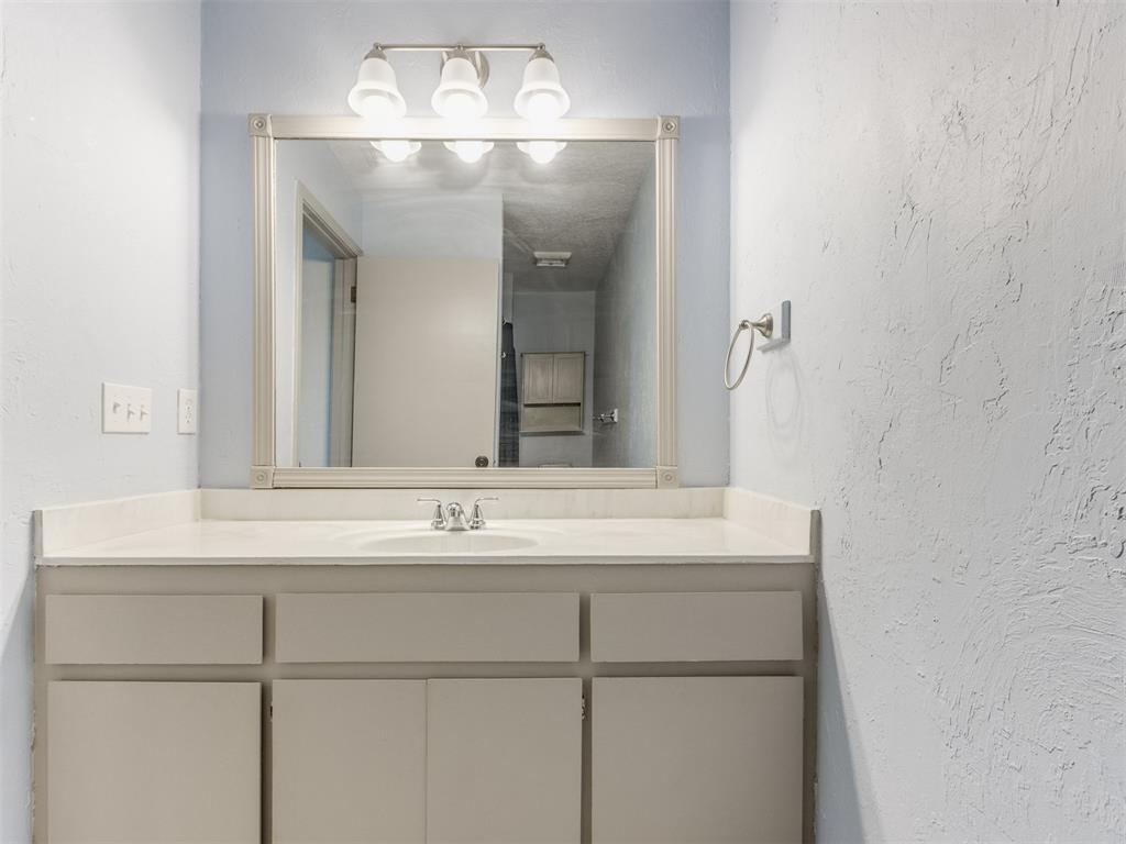 1404 Mary Lee Lane Property Photo 7
