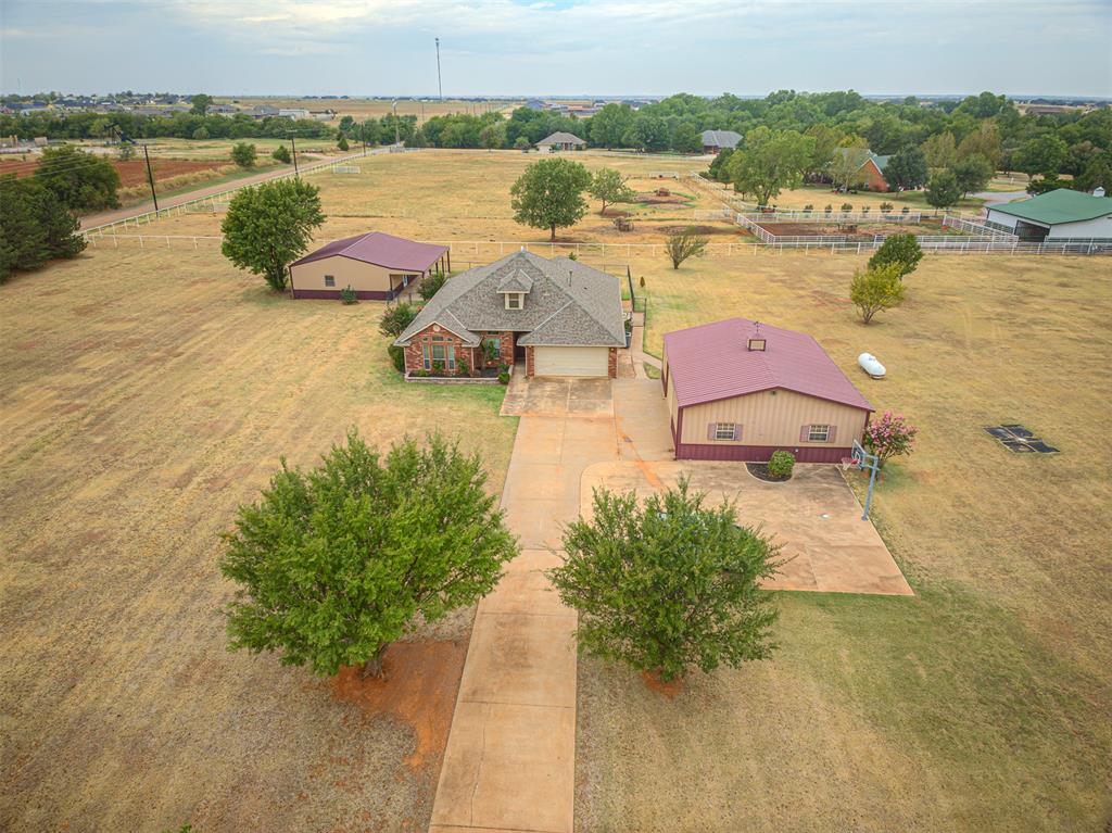 1609 Cedar Ridge Drive Property Photo 2