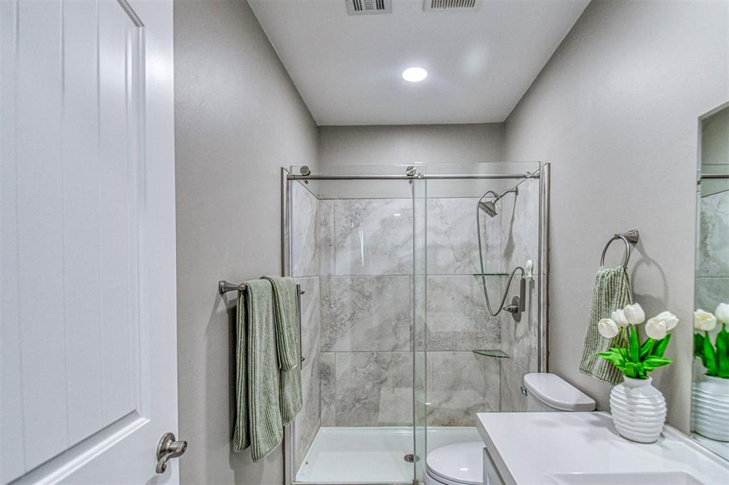 22355 Davis Drive Property Photo 24