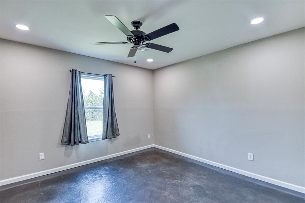 22355 Davis Drive Property Photo 26