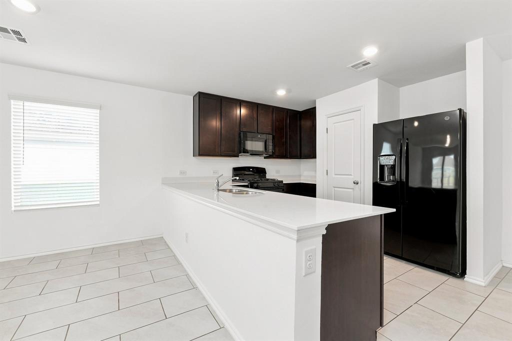 10912 Sw 22nd Street Property Photo 4
