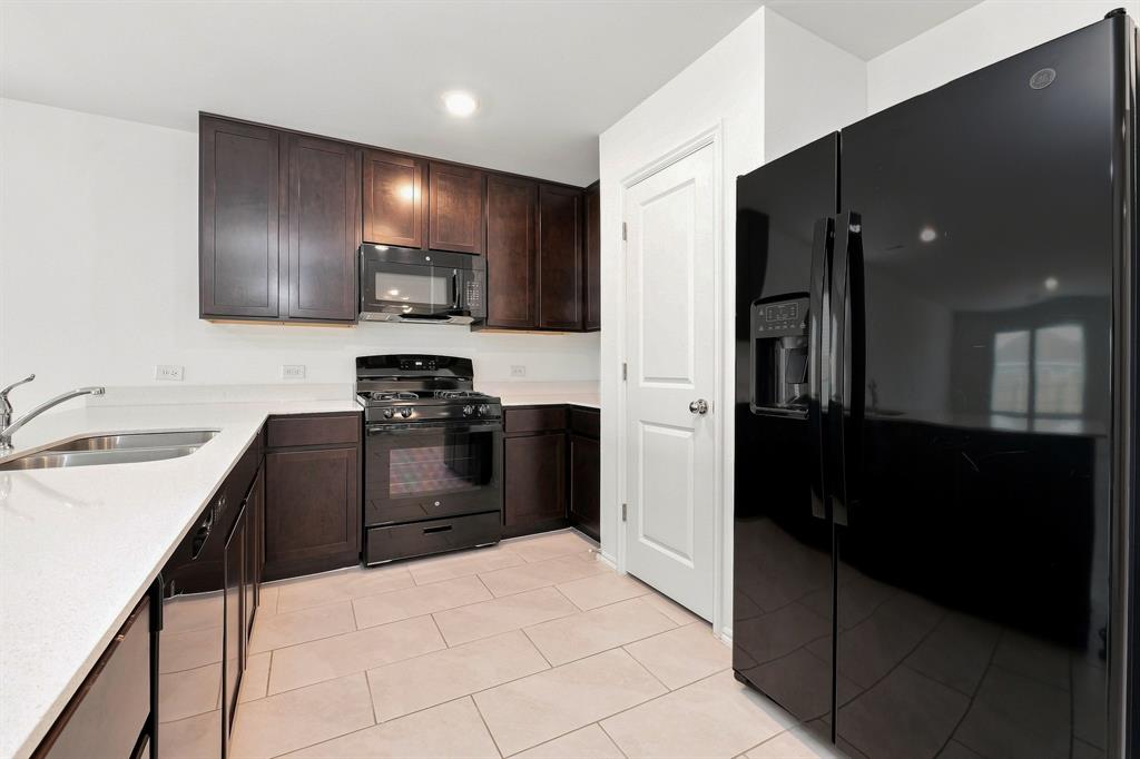10912 Sw 22nd Street Property Photo 6