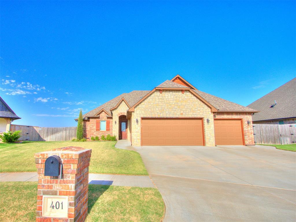 401 Carlow Way Property Photo 2