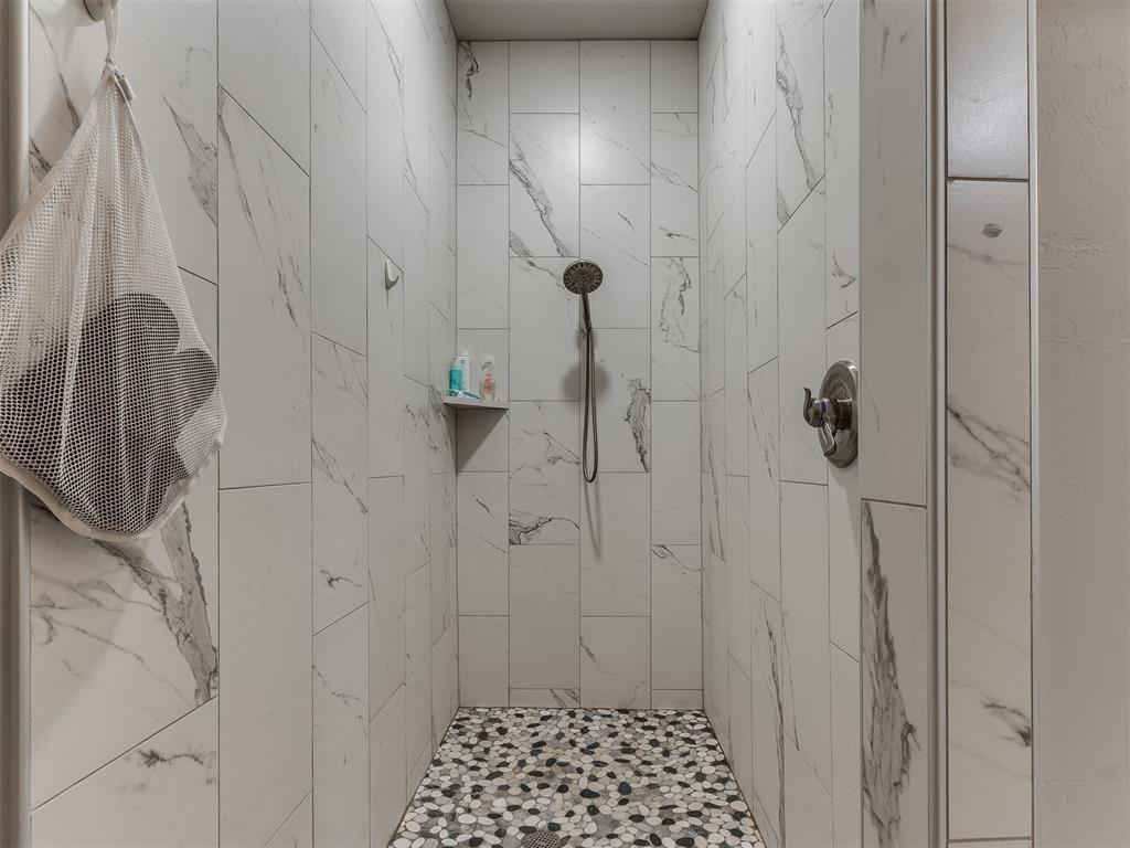 401 Carlow Way Property Photo 24