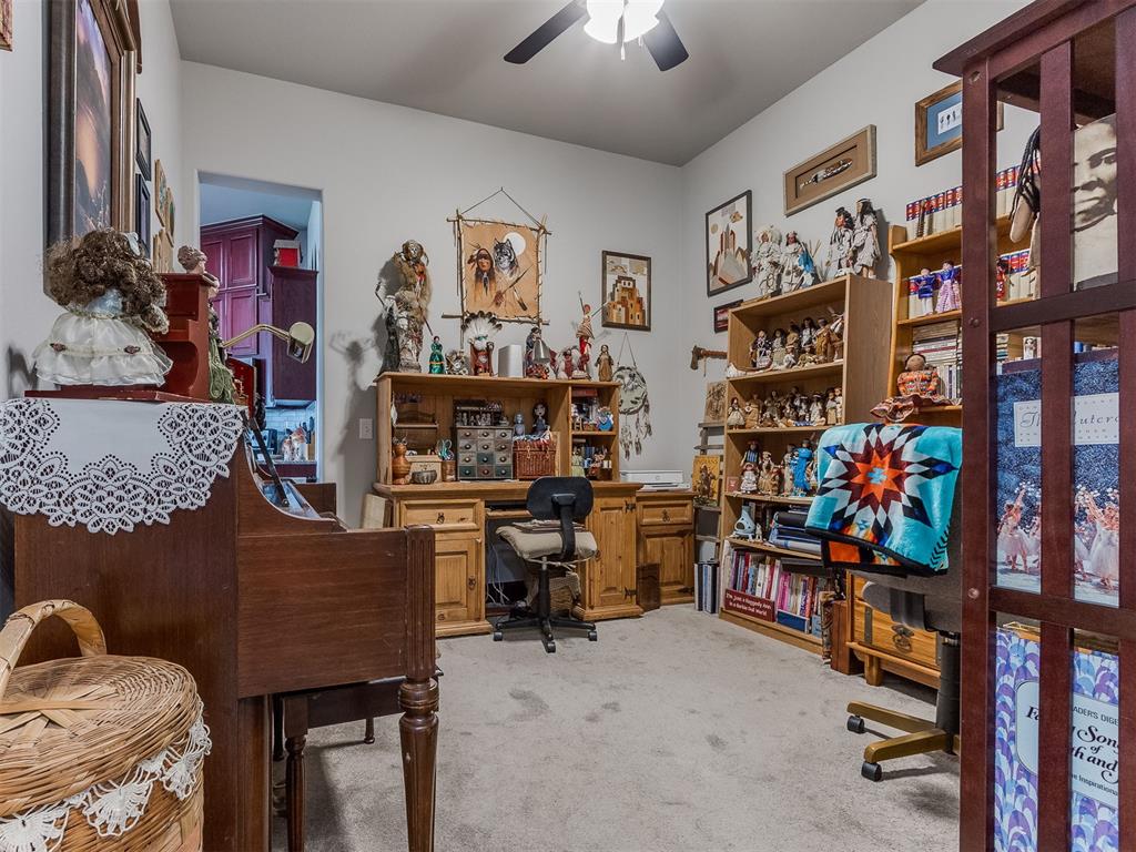 401 Carlow Way Property Photo 27