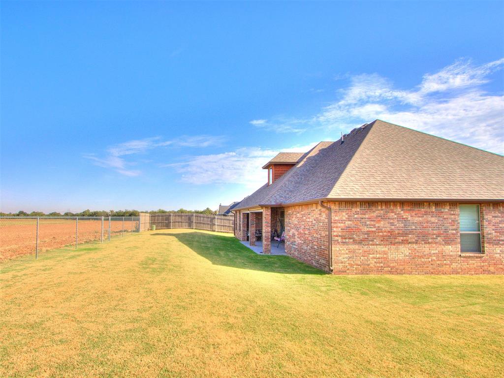 401 Carlow Way Property Photo 42
