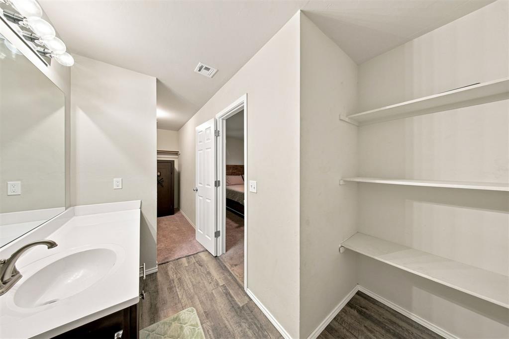10613 Sw 22nd Street Property Photo 17