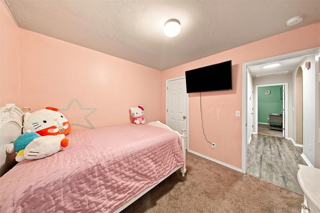 10613 Sw 22nd Street Property Photo 25